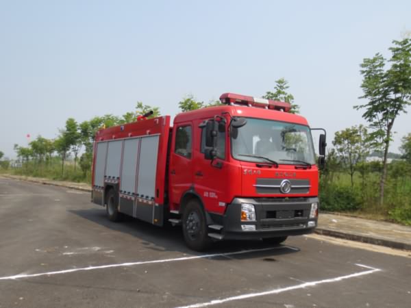 江特牌JDF5154GXFPM60型泡沫消防车